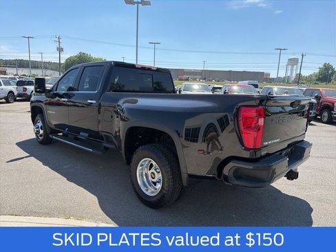 Used 2022 Chevrolet Silverado 3500 High Country AWD/4WD image 7