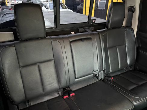 Used 2017 Nissan Titan PRO-4X w/ Pro-4x Convenience Package image 23