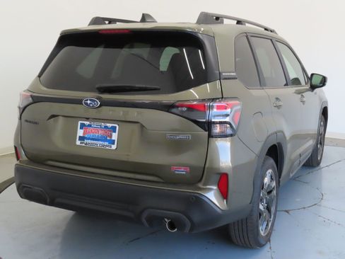 New 2025 Subaru Forester Limited image 3