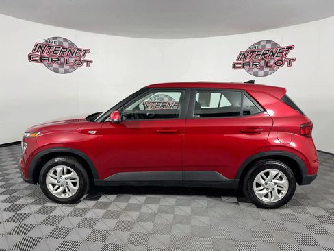 Used 2022 Hyundai Venue SE w/ Cargo Package FWD image 7