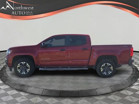 Used 2021 Chevrolet Colorado Z71 w/ Safety Package AWD/4WD image 8