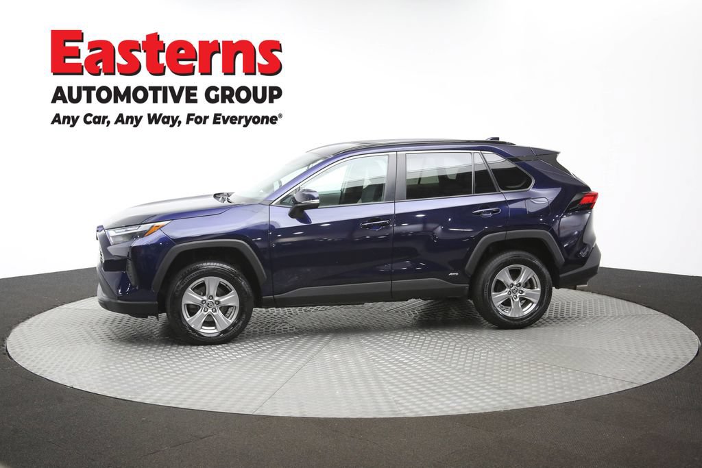 Used 2024 Toyota RAV4 XLE AWD/4WD image 58