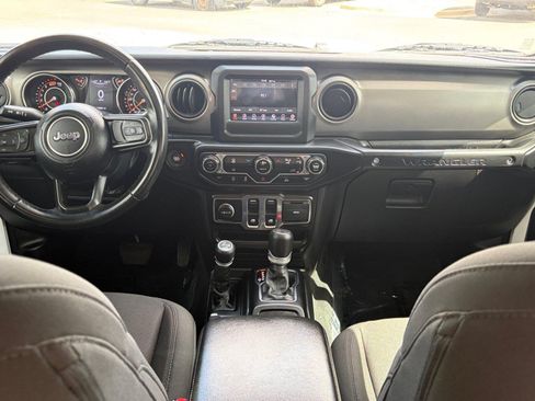 Used 2022 Jeep Wrangler Sport AWD/4WD image 17