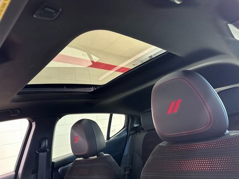 Used 2024 Dodge Hornet R/T Plus image 10
