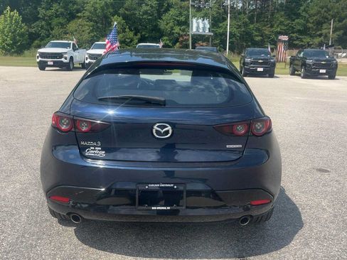 Used 2020 MAZDA MAZDA3 Hatchback FWD image 12
