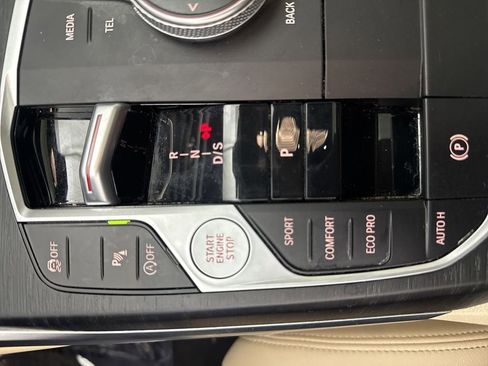 Certified 2023 BMW 330i xDrive Sedan w/ Driving Assistance Package image 21