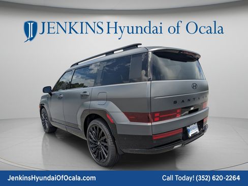 Used 2025 Hyundai Santa Fe Calligraphy FWD image 4