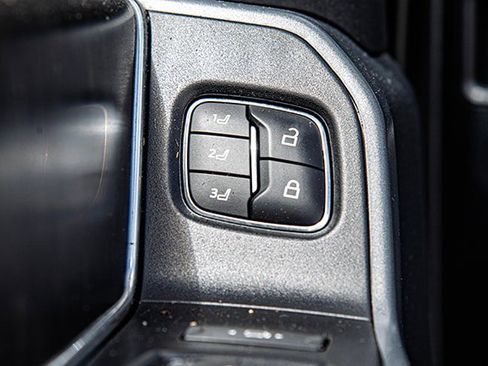 Used 2023 Ford F350 Lariat w/ Chrome Package AWD/4WD image 22