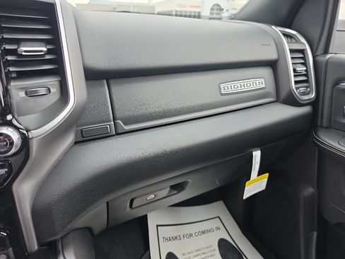 New 2026 RAM 2500 Big Horn AWD/4WD image 16