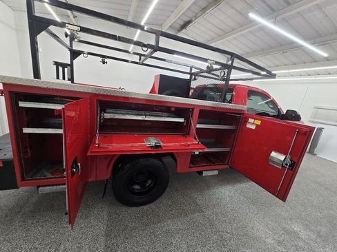 Used 2018 RAM 3500 Tradesman w/ Power & Remote Entry Group image 9