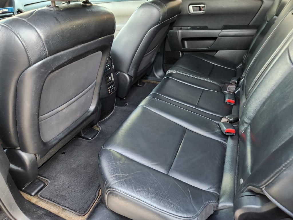Used 2015 Honda Pilot Touring image 24