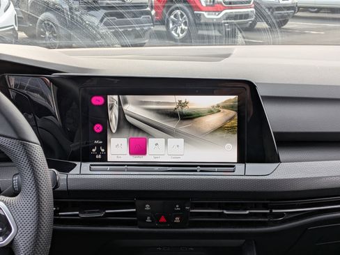 Used 2022 Volkswagen GTI SE image 28