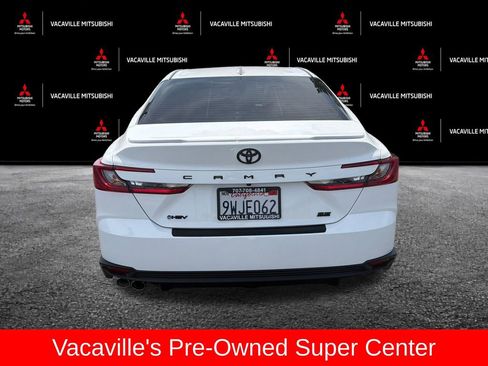 Used 2026 Toyota Camry SE FWD image 5