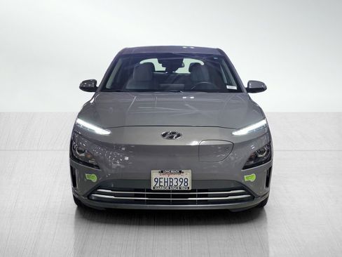 Certified 2023 Hyundai Kona SE w/ Cargo Package image 2