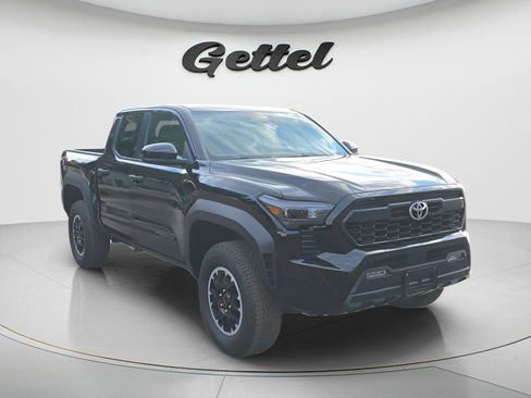 Used 2024 Toyota Tacoma TRD Off-Road AWD/4WD image 3