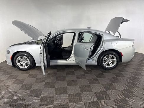 Used 2023 Dodge Charger SXT RWD image 11
