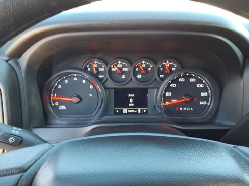 Used 2025 Chevrolet Silverado 2500 W/T w/ WT Convenience Package image 15