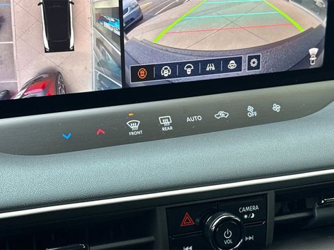 New 2026 Nissan Leaf image 16