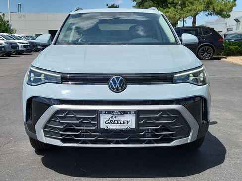 New 2026 Volkswagen Taos SE AWD/4WD image 5