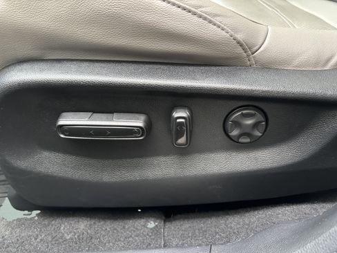 Certified 2017 Honda CR-V Touring image 14