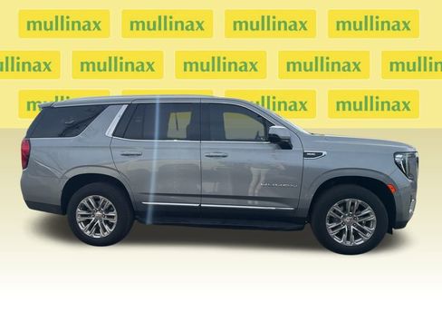 Used 2023 GMC Yukon SLT image 12