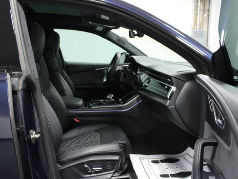 Used 2024 Audi SQ8 Prestige w/ Prestige Package AWD/4WD image 16