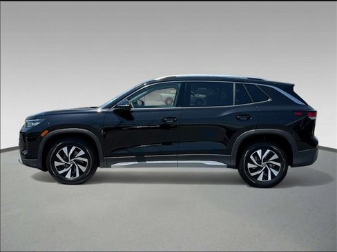 New 2025 Volkswagen Tiguan S image 3