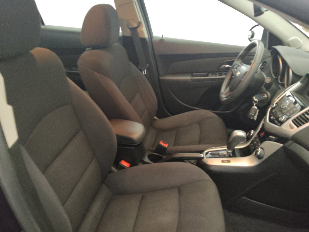 Used 2015 Chevrolet Cruze LT FWD image 21