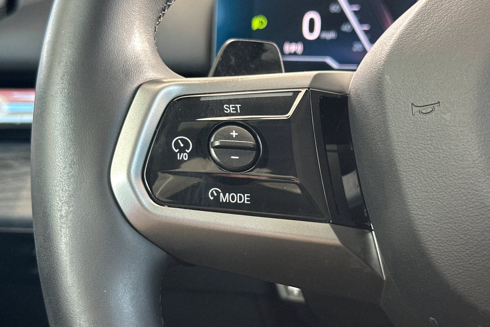 Used 2024 BMW i5 eDrive40i w/ M Sport Package RWD image 31