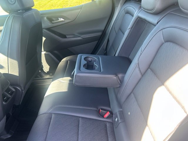 Used 2025 Chevrolet Equinox LT w/ Convenience Package II AWD/4WD image 43