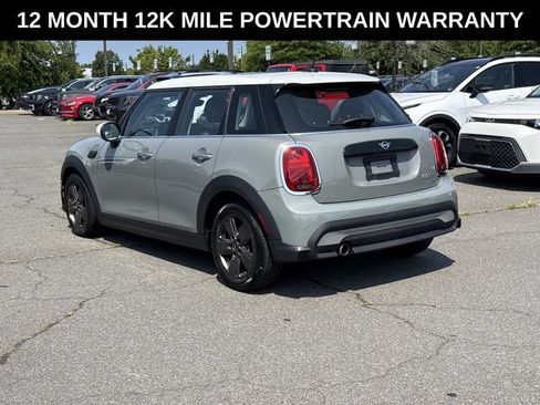 Used 2022 MINI Cooper 4-Door Hardtop FWD image 4