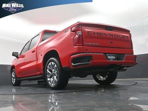Used 2020 Chevrolet Silverado 1500 RST w/ Texas Edition RWD image 21
