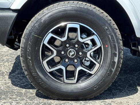 New 2026 Ford Bronco Outer Banks image 25