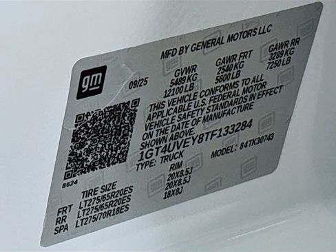 New 2026 GMC Sierra 3500 AT4 w/ AT4 Premium Plus Package image 34