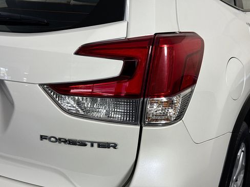 Used 2022 Subaru Forester AWD/4WD image 33