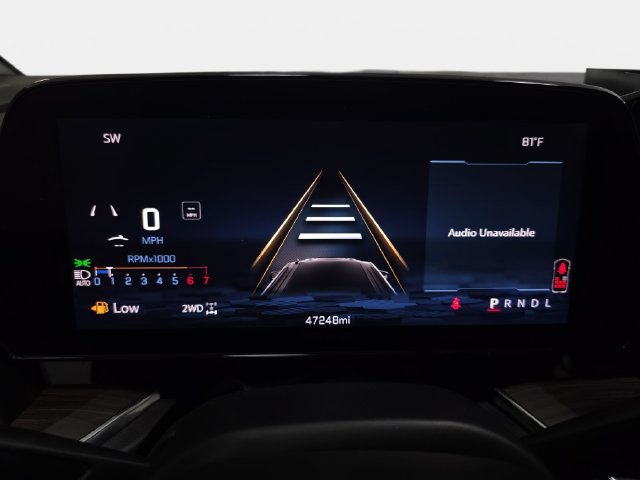 Used 2025 Chevrolet Suburban LT w/ Comfort Package AWD/4WD image 19