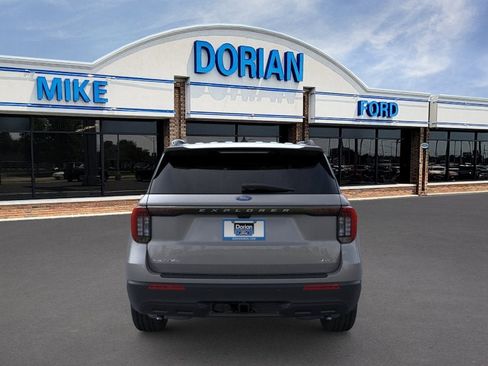 Used 2026 Ford Explorer Active image 5