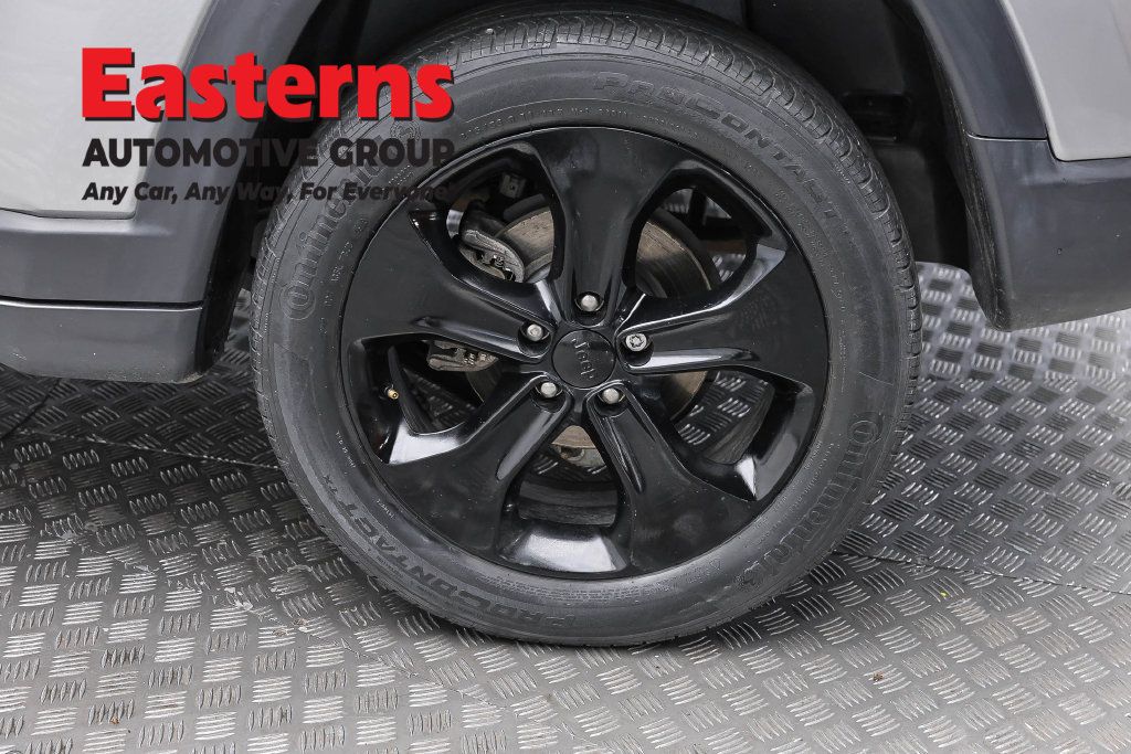 Used 2020 Jeep Compass Latitude AWD/4WD image 8