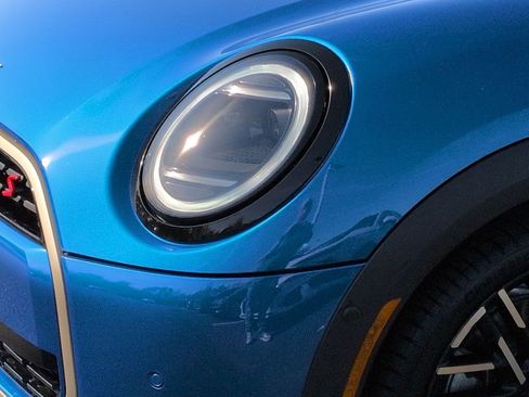 Used 2025 MINI Cooper S image 6