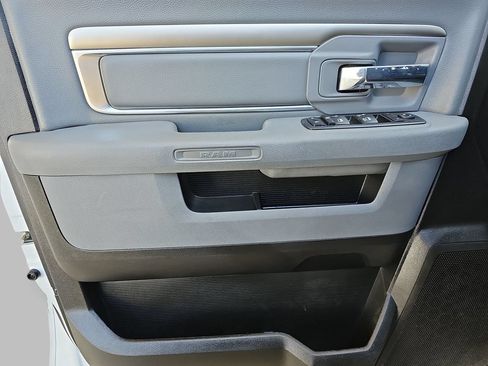 Used 2019 RAM 1500 Warlock AWD/4WD image 30