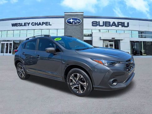 Used 2024 Subaru Crosstrek 2.0i Premium image 1