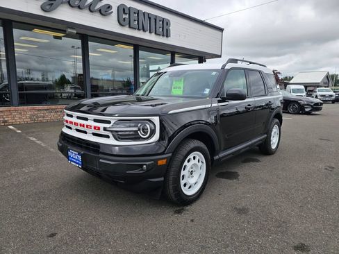 Certified 2024 Ford Bronco Sport Heritage w/ Heritage Convenience Package AWD/4WD image 2