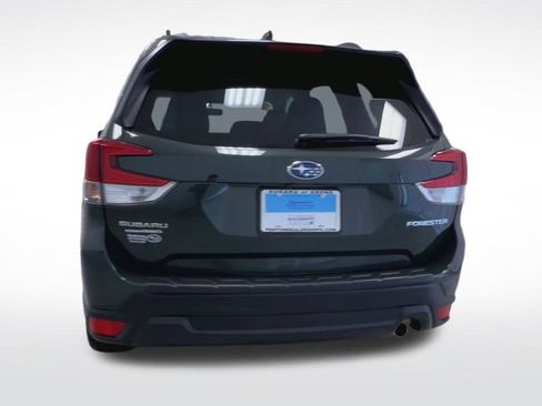 Used 2023 Subaru Forester Limited image 7