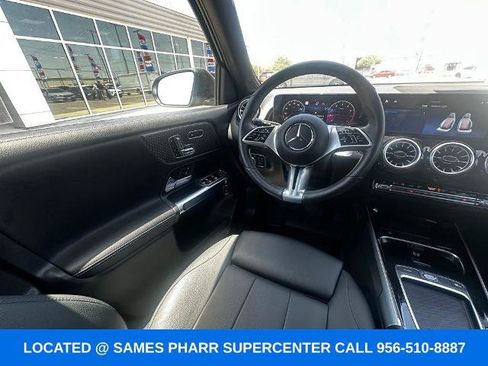 Used 2024 Mercedes-Benz GLB 250 4MATIC image 14