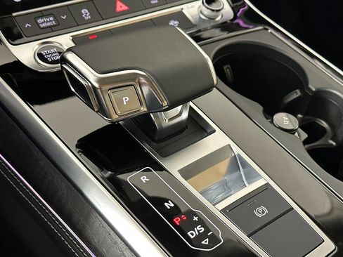 Used 2025 Audi Q8 Premium Plus w/ Premium Plus Package image 21