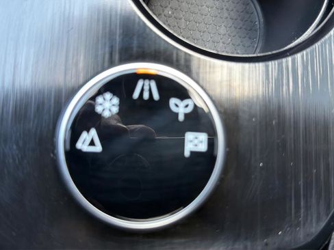 Certified 2023 Nissan Rogue Platinum image 28