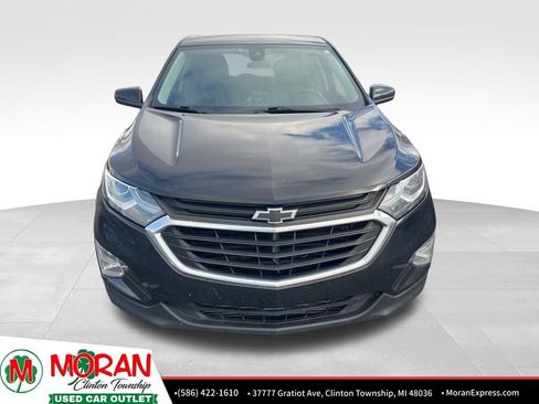 Used 2019 Chevrolet Equinox LT w/ Driver Convenience Package image 2
