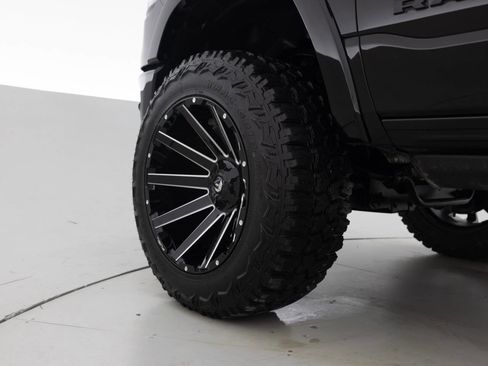 Used 2021 RAM 1500 Limited w/ Night Edition image 17