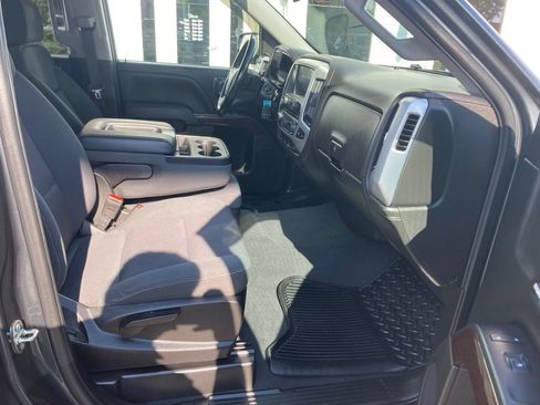 Used 2019 GMC Sierra 1500 SLE w/ SLE Value Package AWD/4WD image 37