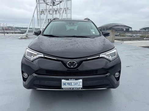 Used 2018 Toyota RAV4 Limited w/ All Weather Liner Package image 8